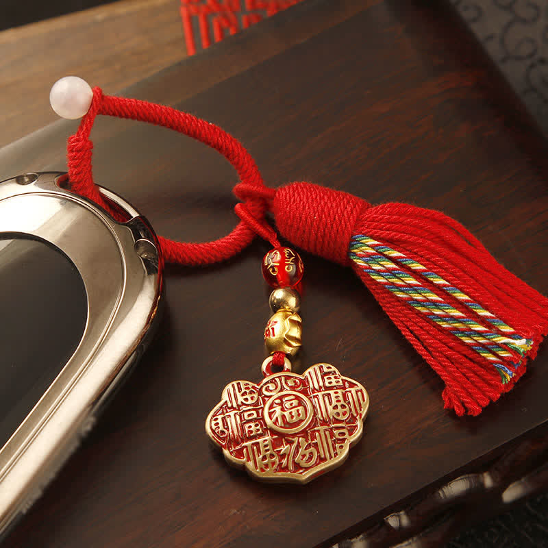 Buddha Stones Llaveros con borla de bendición de personaje Fu, de latón tejido a mano con cuerda roja. - image 4