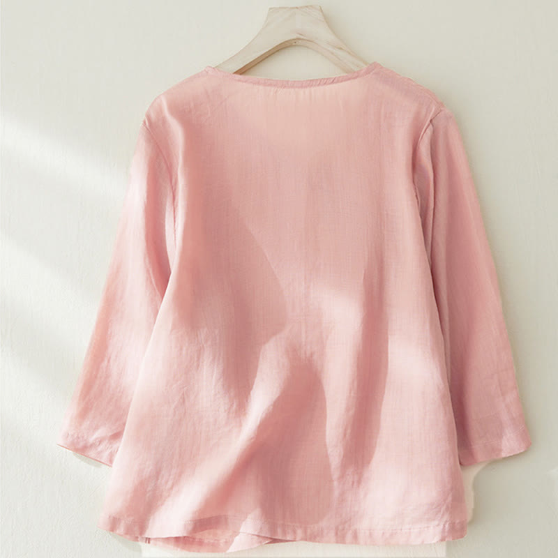 Camisa casual de manga tres cuartos para mujer con bordado de plantas y diseño de Buddha Stones. - image 1