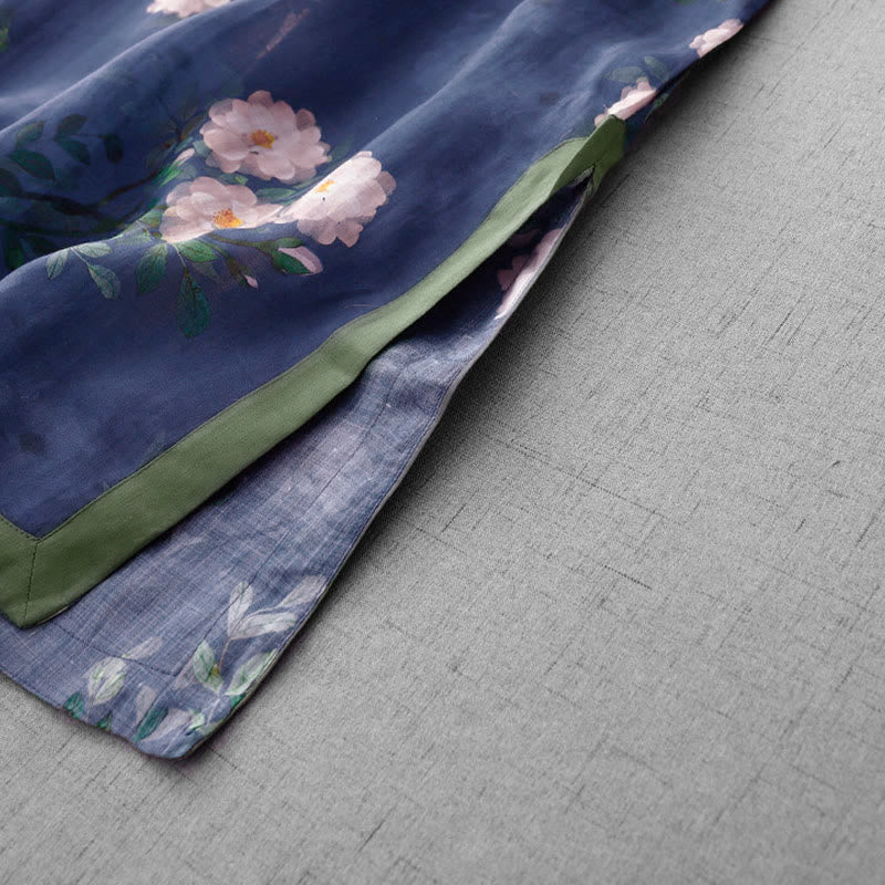 Vestido midi de manga corta con estampado de flores de granada, orquídeas y botones de rana, con abertura lateral y diseño de Buddha Stones. - image 18