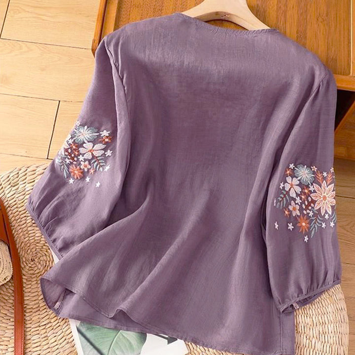 Camiseta de manga tres cuartos con cuello redondo y bordado de flores y Buddha Stones para mujer. - image 1