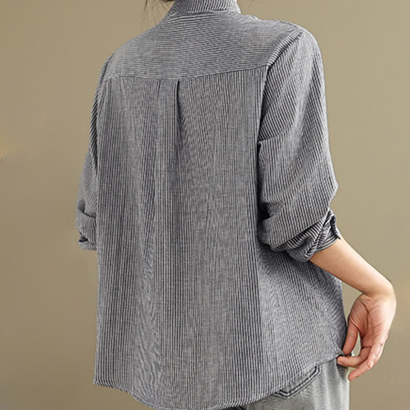 Buddha Stones Camisas de manga larga para mujer estilo Tang casual de verano con cuello mandarín y rayas, con bolsillo de parche. - image 3