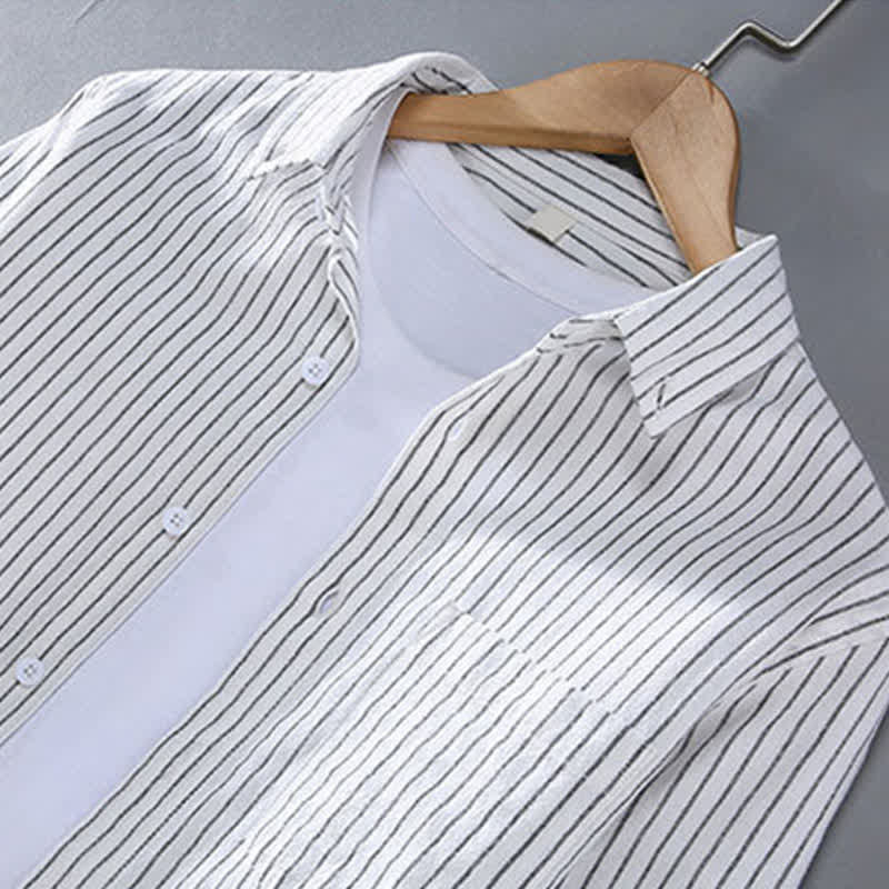 Buddha Stones Camisa de manga larga para hombre, estilo casual minimalista, con botones, rayas verticales y bolsillo de parche, ideal para primavera y otoño. - image 2