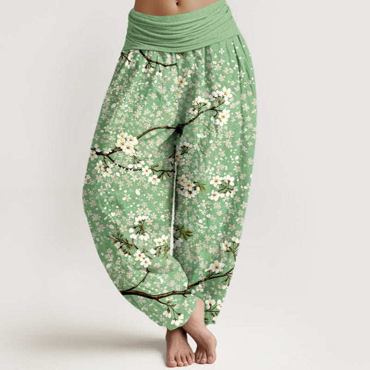 Buddha Stones Pantalones harem de mujer con cintura elástica y estampado de ramas de flores blancas de algodón. - Verde claro - US16，UK/AU20，EU48 (3XL) - image 0