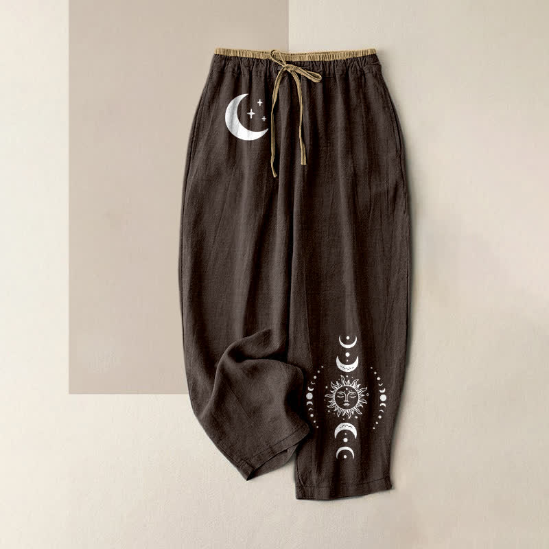 Buddha Stones Pantalones de mujer de algodón puro con elegante estampado de fases lunares celestiales, cintura elástica y bolsillos. - Marrón silla de montar - US16，UK/AU20，EU48 (3XL) - image 4
