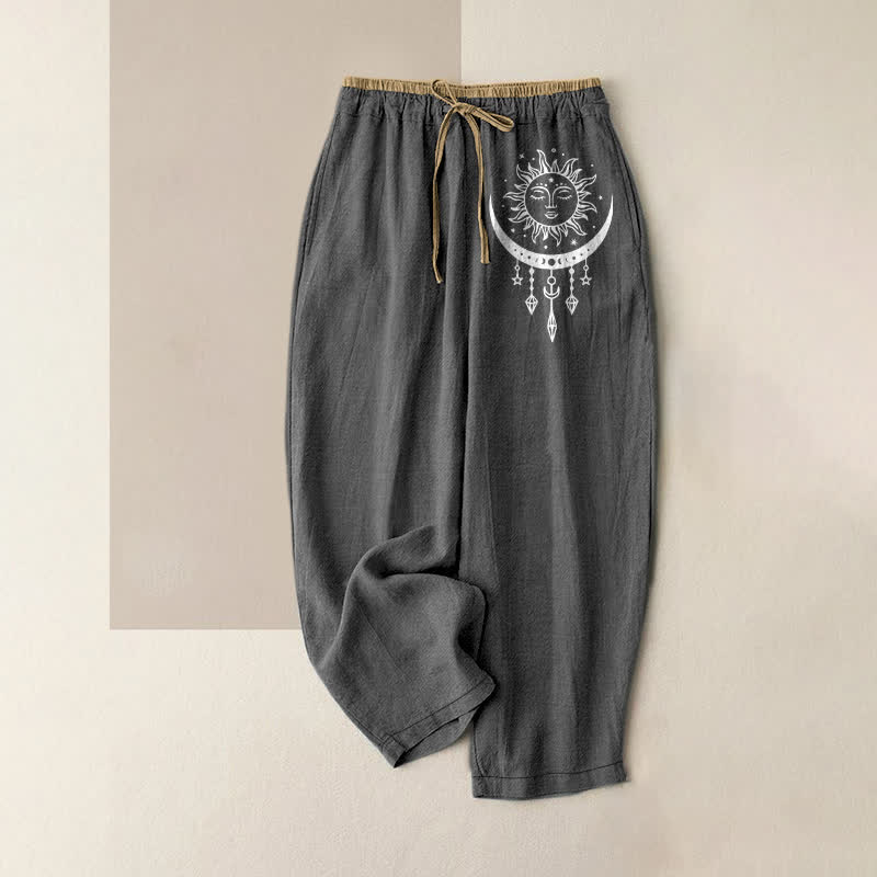 Buddha Stones Pantalones de mujer de algodón puro con estampado de sol y luna celestiales, cintura elástica y bolsillos. - Gris oscuro - US16，UK/AU20，EU48 (3XL) - image 0