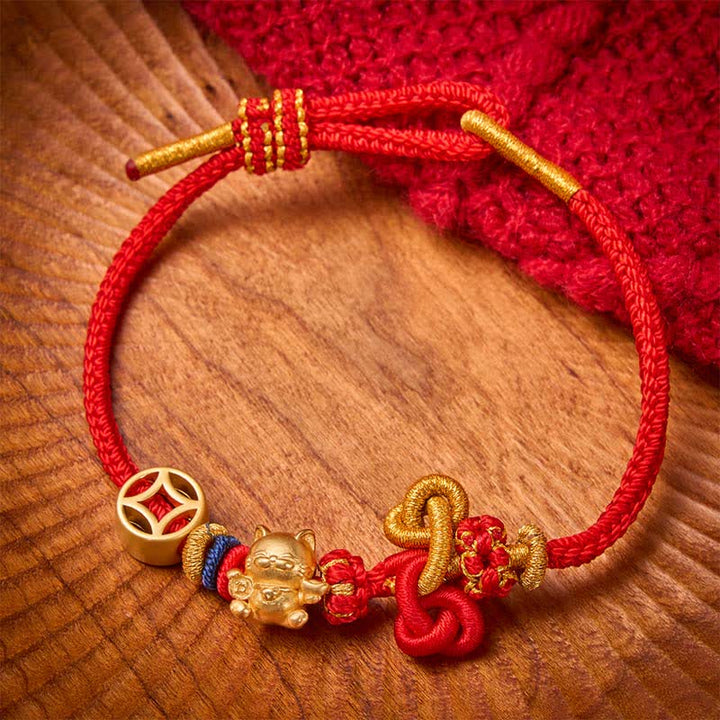 Buddha Stones Pulsera trenzada de protección con hilo rojo y diseño de gato dorado de la suerte - Rojo - image 3