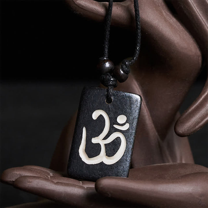 Buddha Stones Collar con colgante OM tibetano de atención plena, tallado a mano en cuentas de hueso. - image 2