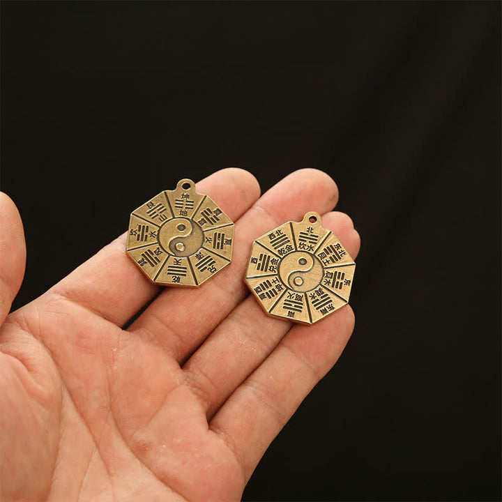 Buddha Stones Llaveros de protección Yin Yang con colgante de latón antiguo Bagua Pi Xiu de cinco monedas de emperador - image 13