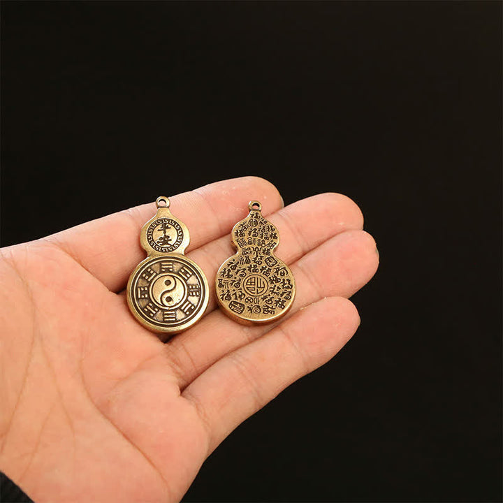 Buddha Stones Llavero amuleto de protección con colgante de calabaza Bagua Pi Xiu de latón con cinco monedas de emperador - image 15