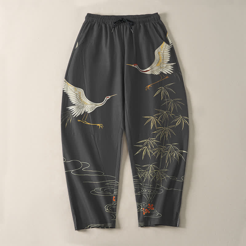Buddha Stones Pantalones de hombre de algodón puro con estampado de grullas, bambú y olas, con cordón ajustable y corte ajustado, y bolsillos. - image 2
