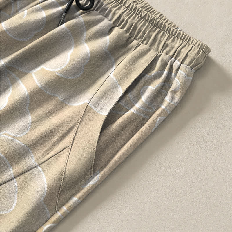 Buddha Stones Pantalones de hombre de algodón puro con estampado de pájaros en nubes y cordón ajustable, corte cónico y bolsillos. - image 4