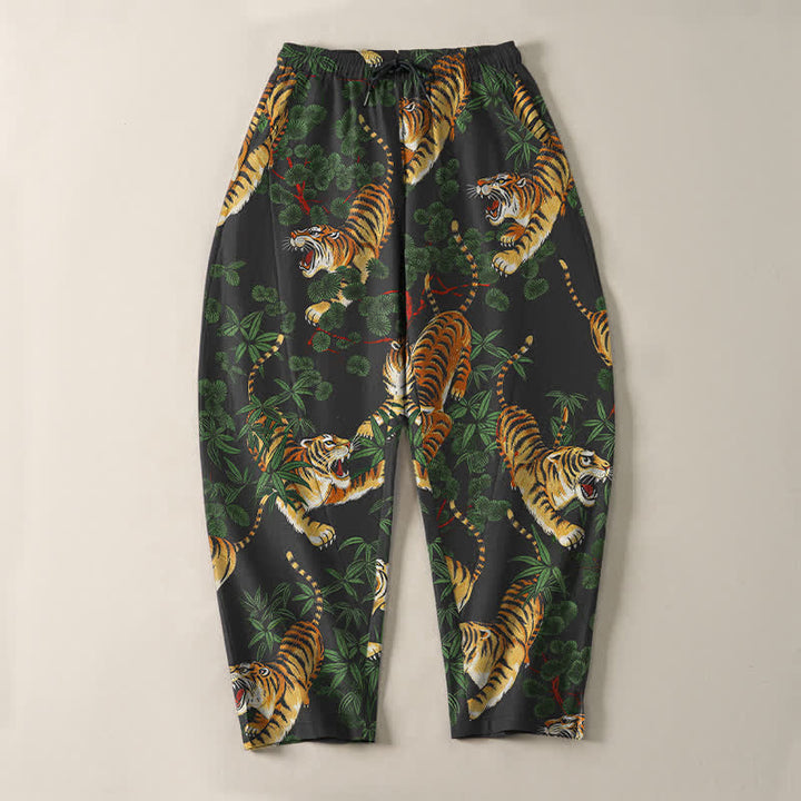 Buddha Stones Pantalones de hombre de algodón puro con estampado de hojas de bambú y tigre, con cordón ajustable y bolsillos. - image 2