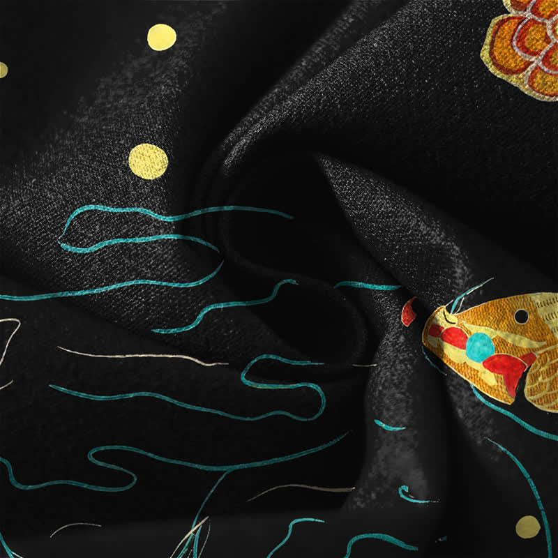 Buddha Stones Pantalones de hombre de algodón puro con estampado de olas de loto y carpa dorada, cordón ajustable y corte cónico, con bolsillos. - image 6