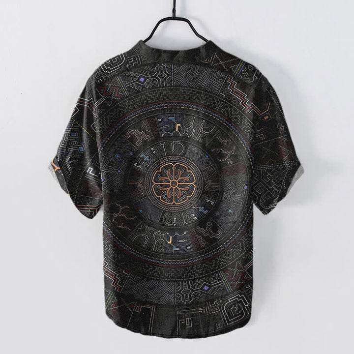 Buddha Stones Camisa de manga corta con medio botón y estampado tribal de mandala para hombre, de algodón. - image 1