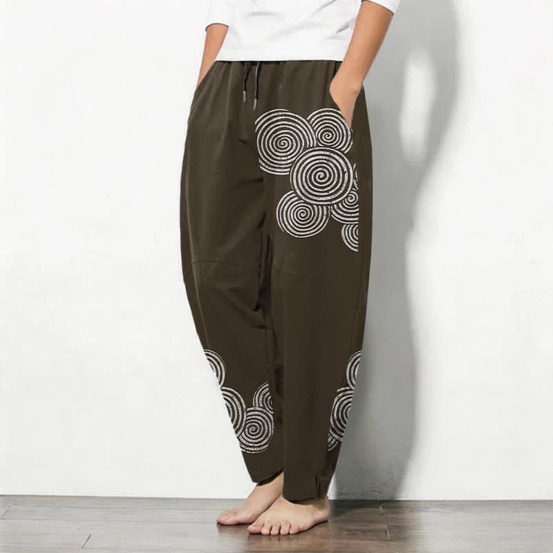 Buddha Stones Pantalones de hombre de algodón puro con estampado espiral concéntrico, cordón ajustable y bolsillos. - image 8