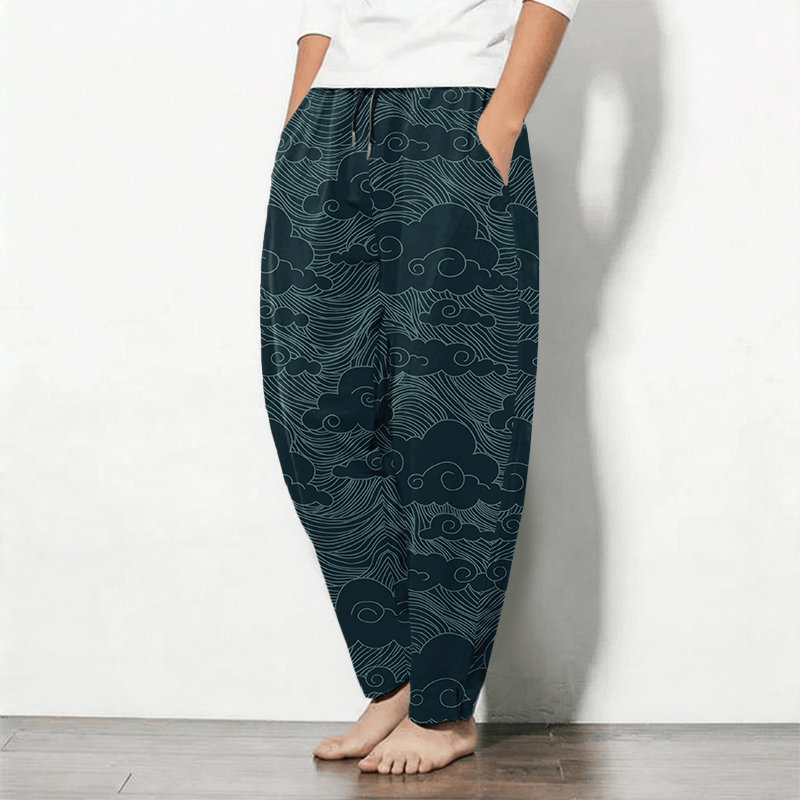 Buddha Stones Pantalones de hombre de algodón puro con estampado de nubes y olas japonesas, con cordón ajustable y corte cónico, bolsillos. - image 12