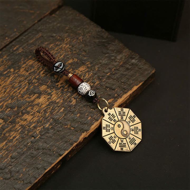 Buddha Stones Llaveros de protección Yin Yang con colgante de latón antiguo Bagua Pi Xiu de cinco monedas de emperador - Placa Bagua - image 1