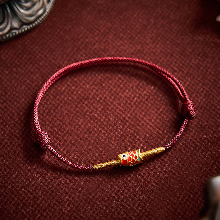 Buddha Stones Pulsera de hilo rojo tejida a mano con diseño de pez koi y suerte - image 2