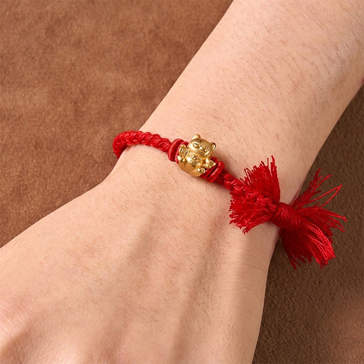 Buddha Stones Pulsera de la riqueza con amuleto de gato de la suerte de cobre y cordón rojo - image 11