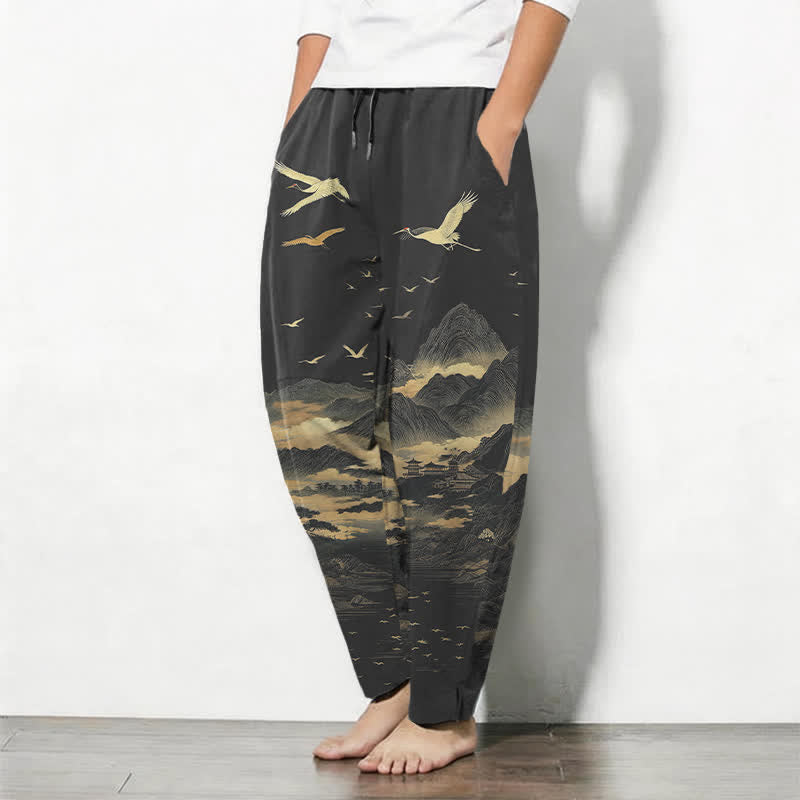 Buddha Stones Pantalones de hombre de algodón puro con estampado de grullas de montaña y cordón ajustable, corte cónico y bolsillos. - image 8