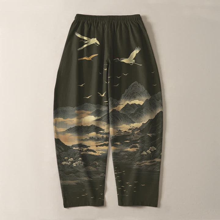 Buddha Stones Pantalones de hombre de algodón puro con estampado de grullas de montaña y cordón ajustable, corte cónico y bolsillos. - image 14