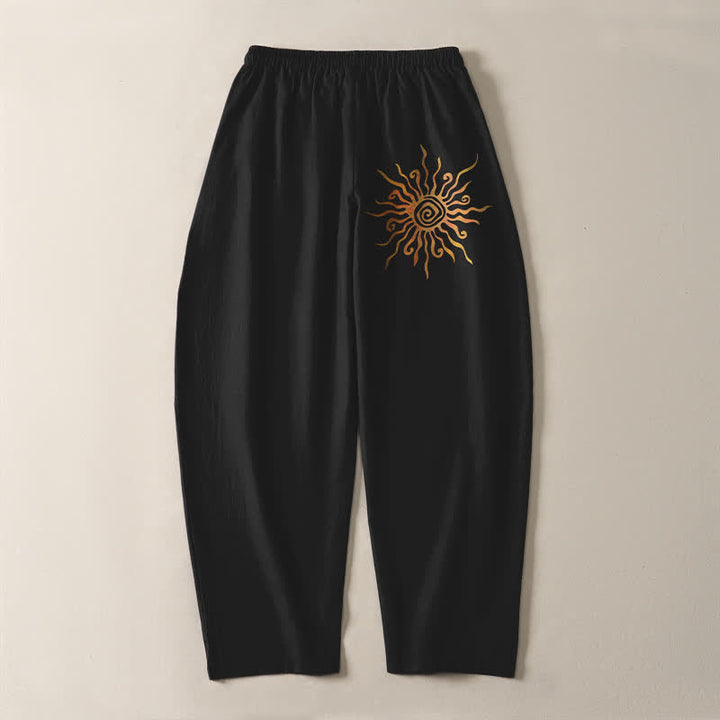 Buddha Stones Pantalones de hombre de algodón puro con estampado en espiral Golden Sun, cordón ajustable y corte cónico, con bolsillos. - image 3