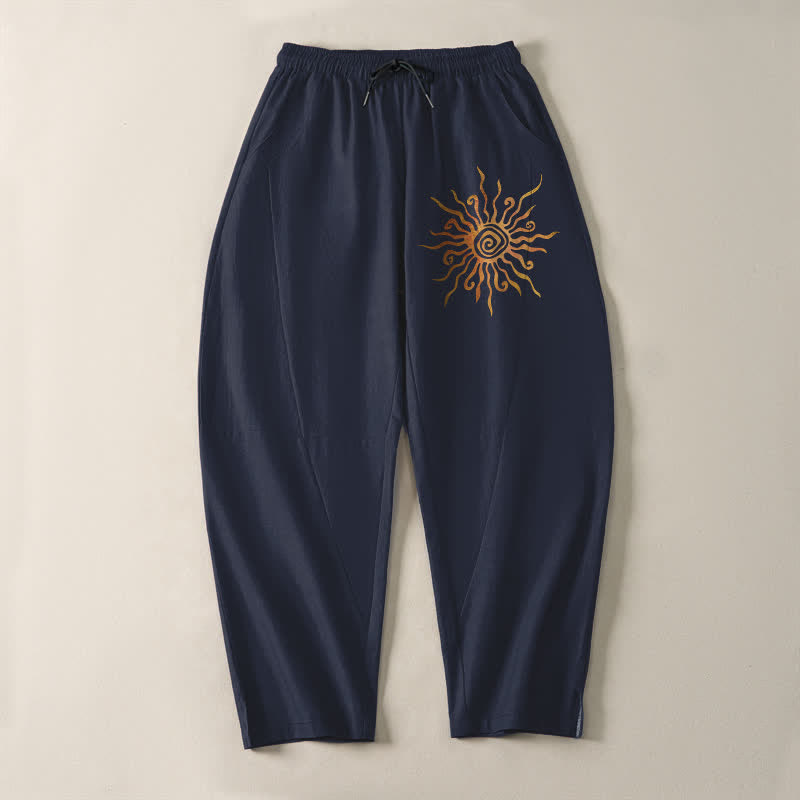 Buddha Stones Pantalones de hombre de algodón puro con estampado en espiral Golden Sun, cordón ajustable y corte cónico, con bolsillos. - image 9