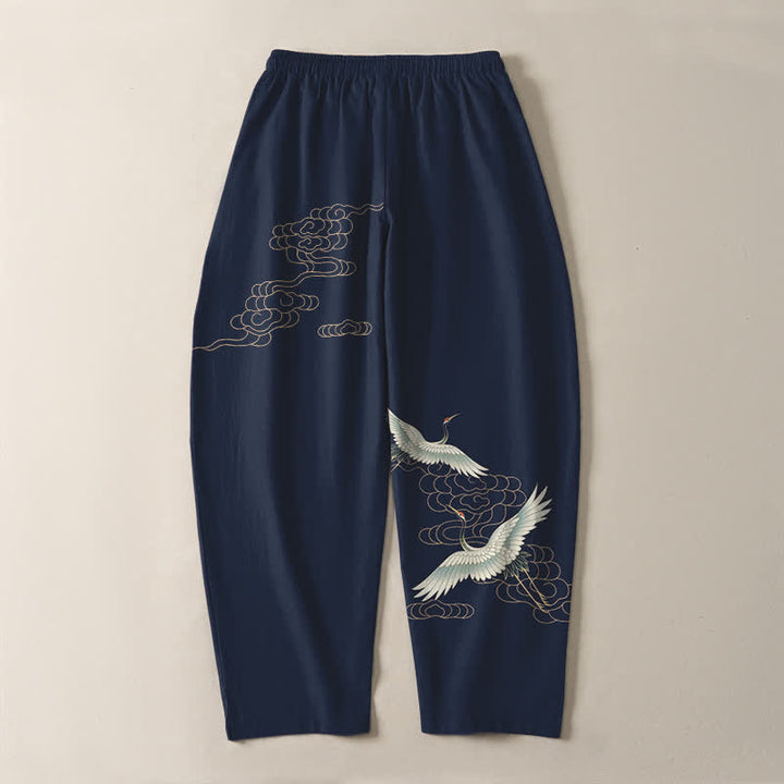 Buddha Stones Pantalones de hombre de algodón puro con estampado de grullas voladoras y nubes, con cordón ajustable y corte cónico, bolsillos. - image 3