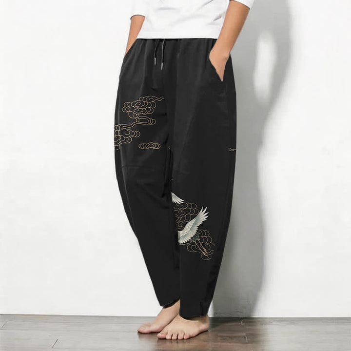 Buddha Stones Pantalones de hombre de algodón puro con estampado de grullas voladoras y nubes, con cordón ajustable y corte cónico, bolsillos. - image 12