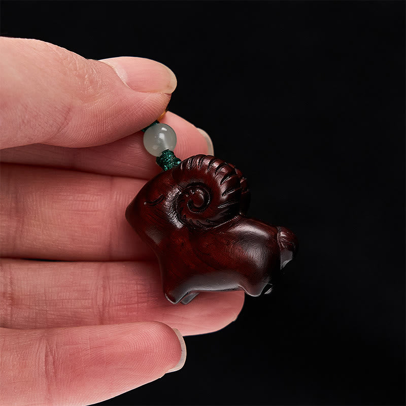 Buddha Stones Llaveros con la imagen de una cabra tallada a mano en madera de sándalo. - image 19