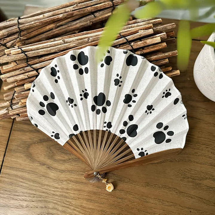Buddha Stones Abanico plegable de bambú con estampado de huellas de perro y gato, de algodón y lino, 21,5 cm - image 9