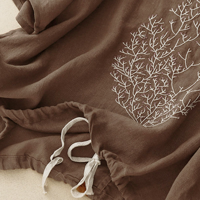 Camiseta de manga corta con cuello redondo y cordón ajustable para mujer, con bordado informal de árbol y Buddha Stones. - image 14