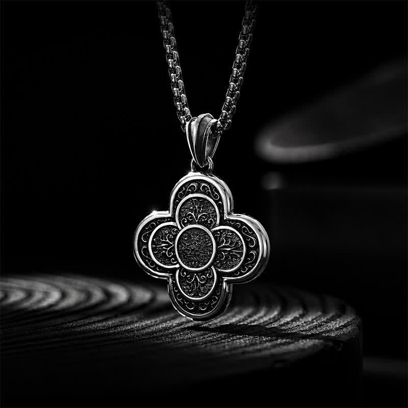 Buddha Stones Collar amuleto de riqueza con diseño de trébol y monedas de cobre vintage de los Cinco Emperadores. - image 1