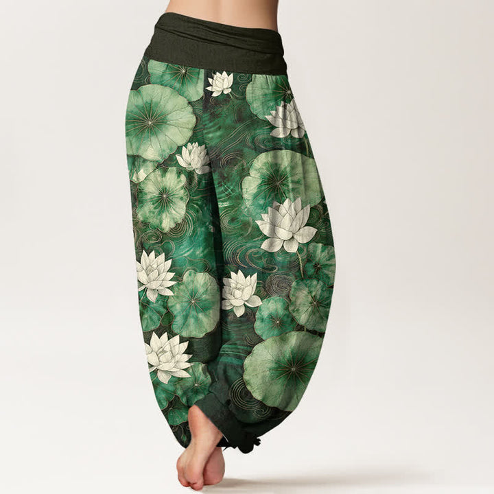 Buddha Stones Pantalones harem de mujer con cintura elástica y estampado de estanque de lotos de algodón. - image 2