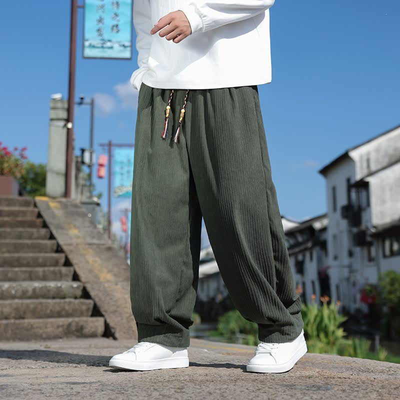 Buddha Stones Pantalones tobilleros de pana lisos con cordón ajustable, estilo casual vintage, para hombre, ideales para otoño e invierno. Pierna recta y bolsillos. - Verde oliva oscuro - US/UK/AU46, EU56 (5XL) - image 0