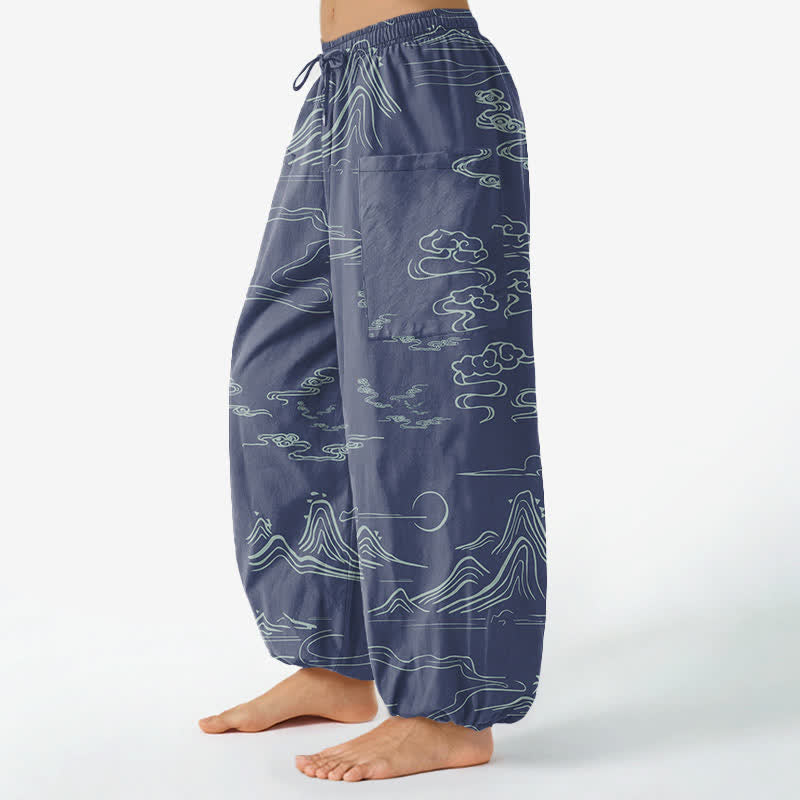 Buddha Stones Pantalones harem de algodón con estampado de nubes y montañas orientales para mujer, cintura elástica y bolsillos laterales. - image 11