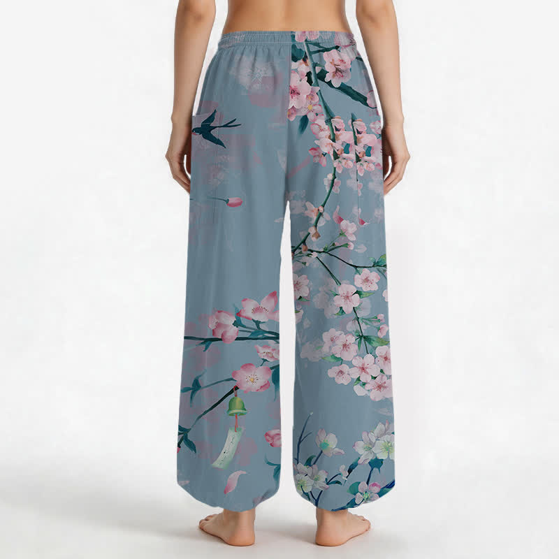 Buddha Stones Pantalones harem de algodón con estampado de flores de durazno y pájaros volando, cintura elástica y bolsillos laterales para mujer. - image 12
