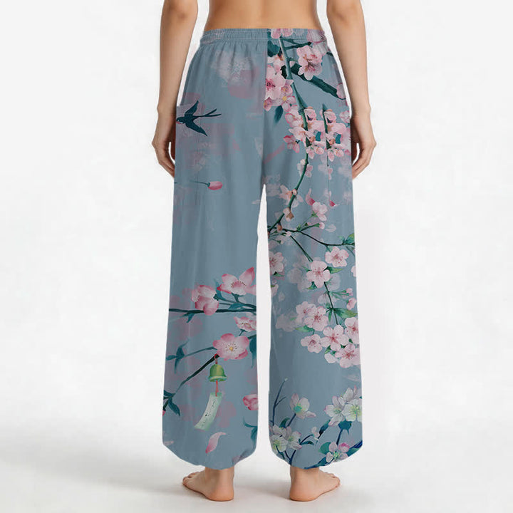 Buddha Stones Pantalones harem de algodón con estampado de flores de durazno y pájaros volando, cintura elástica y bolsillos laterales para mujer. - image 12