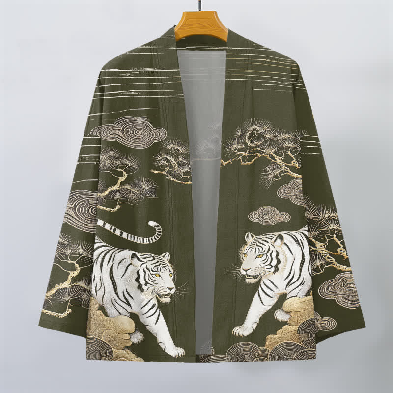 Buddha Stones Kimono de hombre con frente abierto, estampado de pino y nubes de tigre blanco, algodón. - image 1