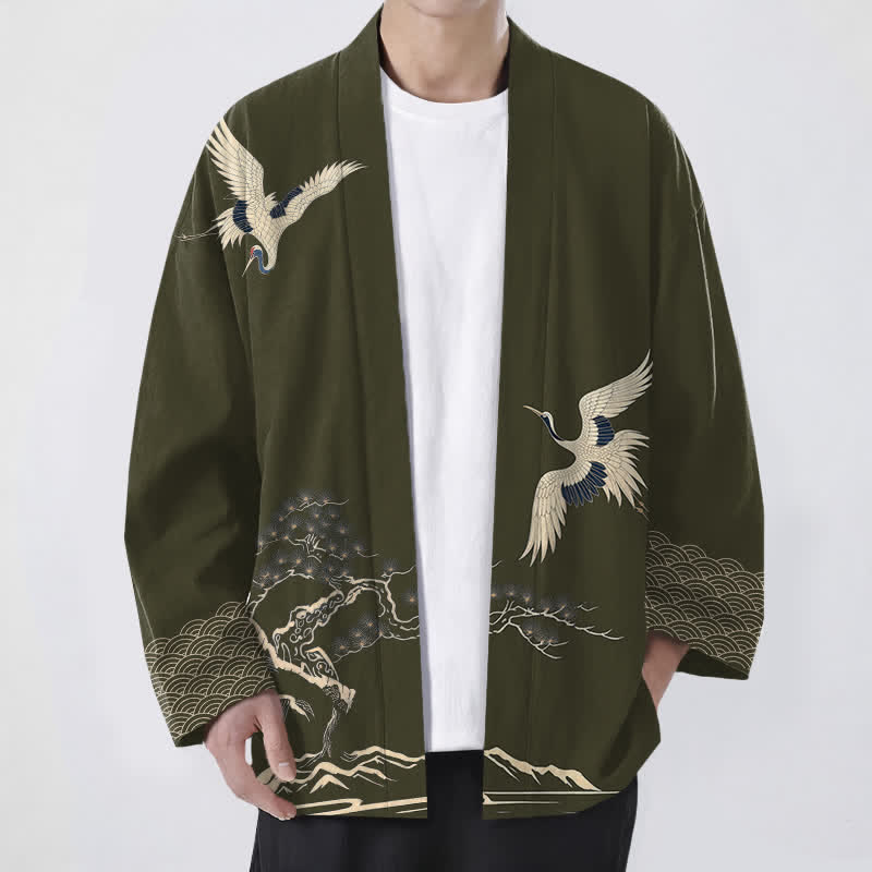 Buddha Stones Kimono de hombre con frente abierto y estampado de paisaje de pinos y grullas de algodón. - Verde oliva oscuro - US/UK/AU48, UE58 (4XL) - image 0