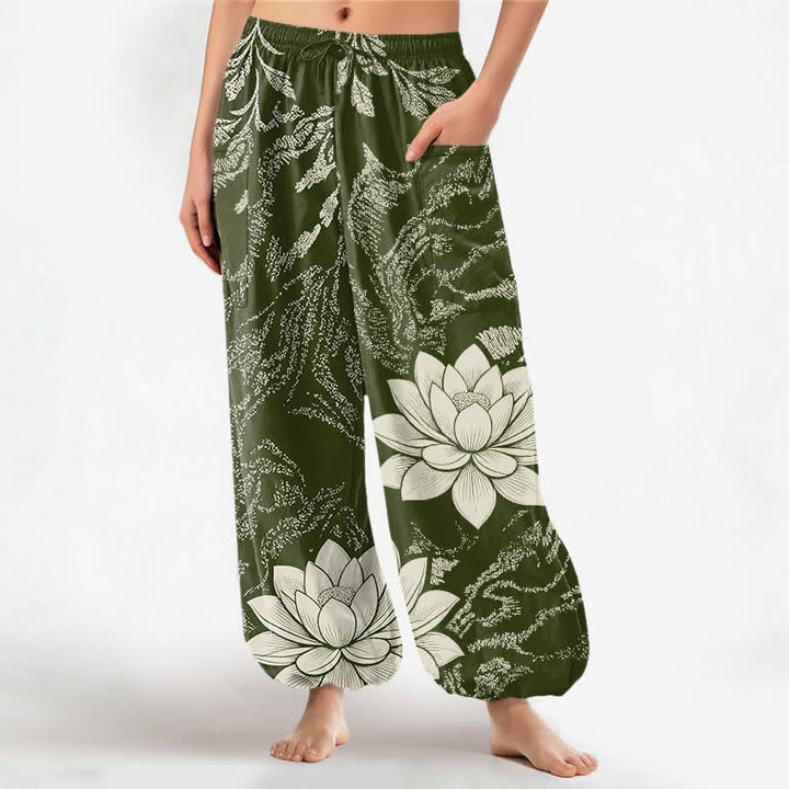 Buddha Stones Pantalones harem de algodón con estampado botánico de loto y color oliva para mujer, con cintura elástica y bolsillos laterales. - Verde oliva oscuro - US16，UK/AU20，EU48 (3XL) - image 0
