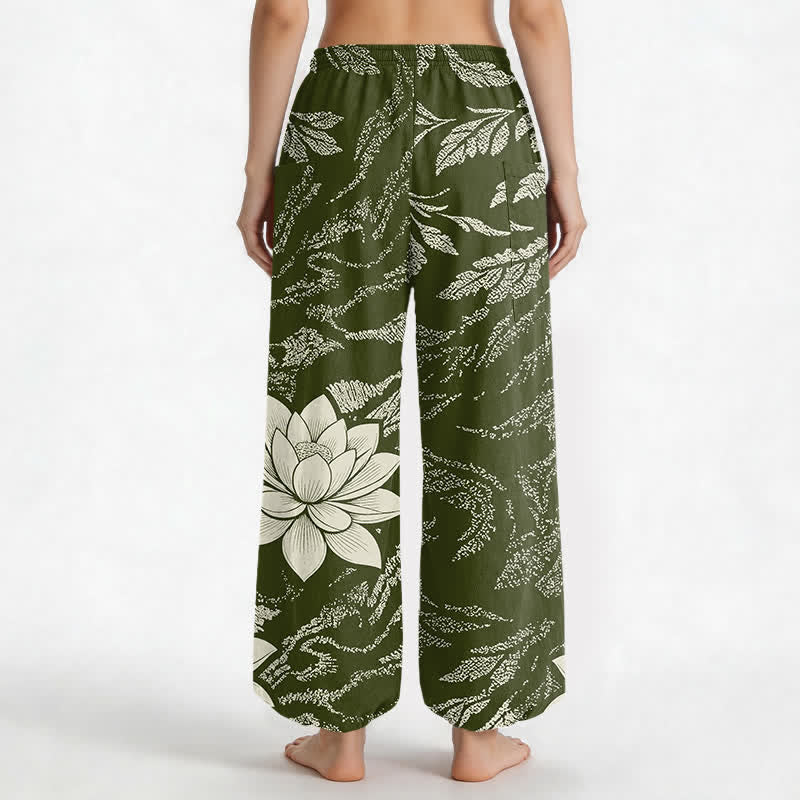 Buddha Stones Pantalones harem de algodón con estampado botánico de loto y color oliva para mujer, con cintura elástica y bolsillos laterales. - image 2