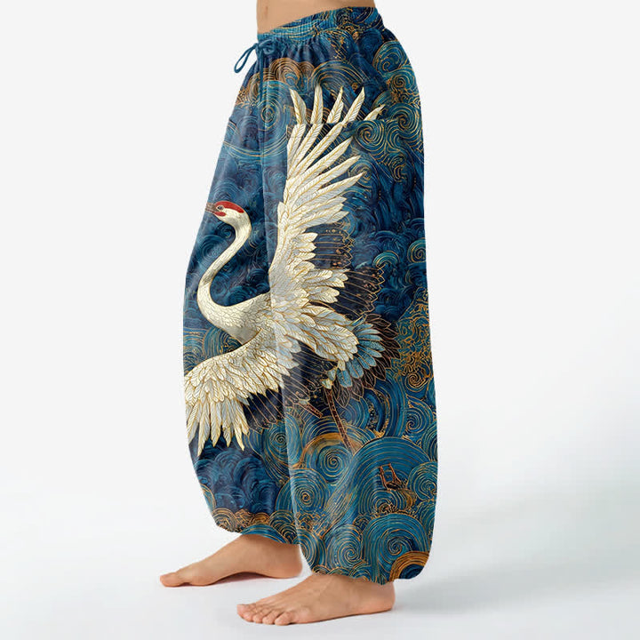 Buddha Stones Pantalones harem de algodón con estampado de grulla dorada y olas, cintura elástica y bolsillos laterales para mujer. - image 1