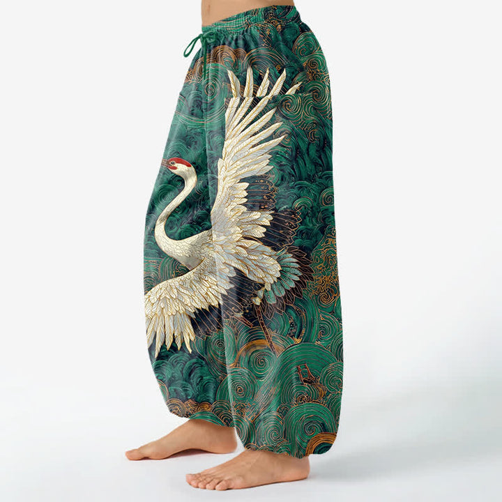 Buddha Stones Pantalones harem de algodón con estampado de grulla dorada y olas, cintura elástica y bolsillos laterales para mujer. - image 8