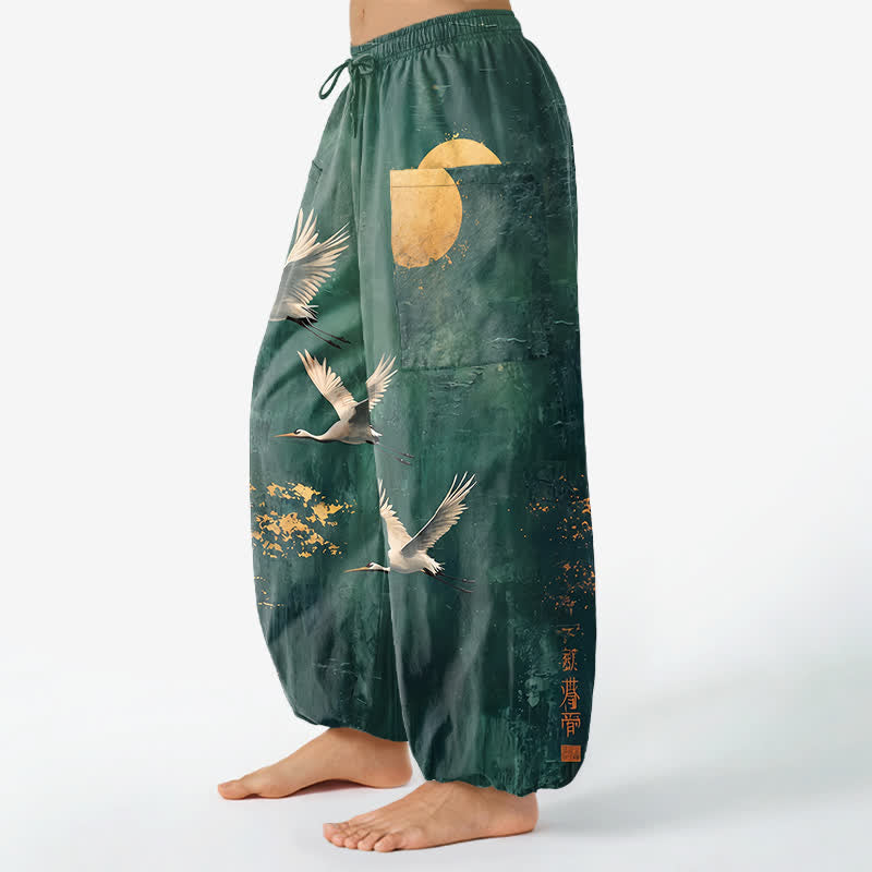 Buddha Stones Pantalones harem de algodón con estampado de grulla oriental y luna para mujer, cintura elástica y bolsillos laterales. - image 1