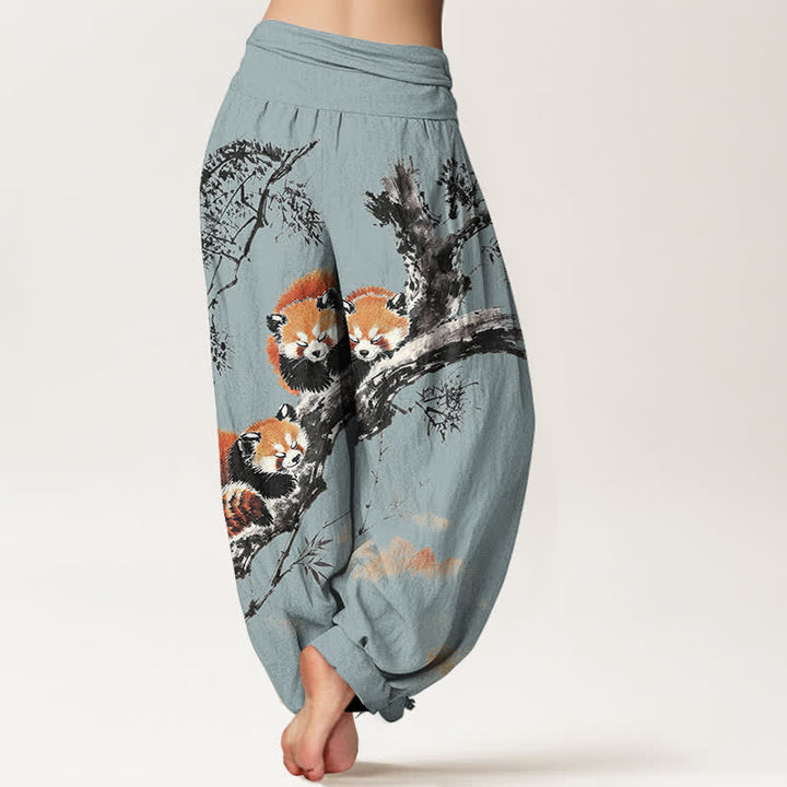 Buddha Stones Pantalones harem de mujer con cintura elástica y estampado de panda rojo y bambú, de algodón y tinta. - image 9