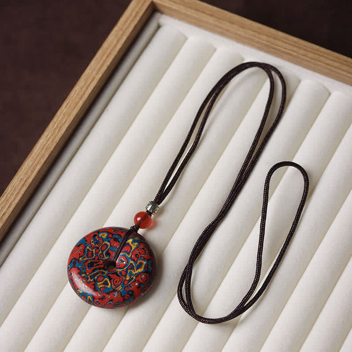 Buddha Stones Collar con colgante de cordón trenzado con hebilla de la paz - Esquema de colores rojo y azul con patrón aleatorio - image 10
