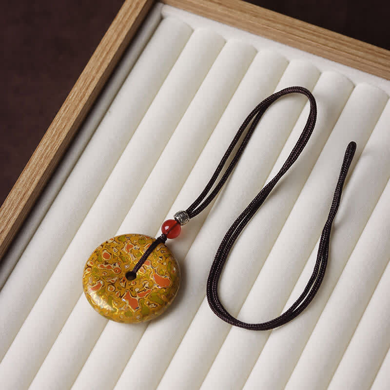 Buddha Stones Collar con colgante de cordón trenzado con hebilla de la paz - Esquema de color amarillo con patrón aleatorio - image 3