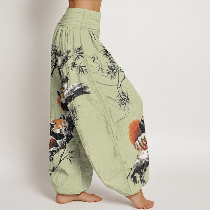 Buddha Stones Pantalones harem de mujer con cintura elástica y estampado de panda rojo y bambú, de algodón y tinta. - image 6