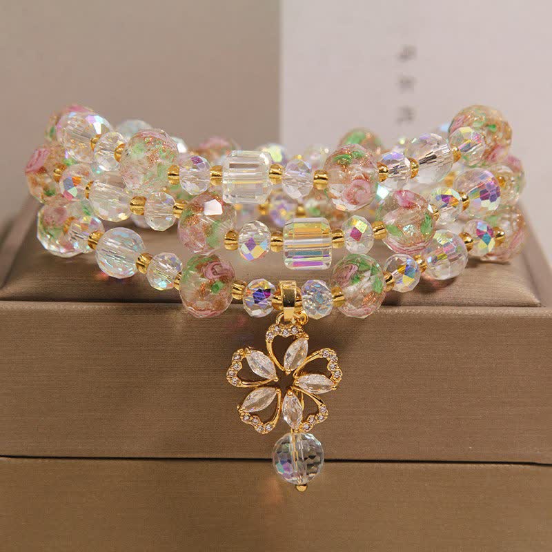 Buddha Stones Pulsera con dije floral triple de jardín de rosas y cuentas de vidrio Liuli blancas - Jardín de Rosas Blancas - image 0
